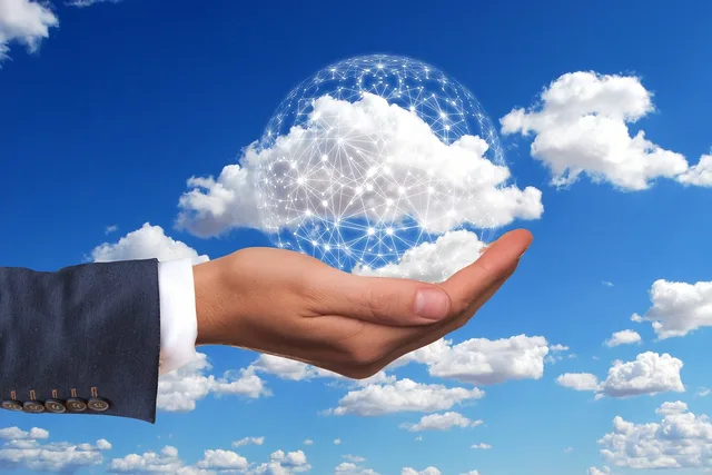 system, web, digitization, cloud, storage, store, technology, digital, communication, worldwide, hand, news, people, network, connection, connected, with each other, together, agreement, work, teamwork, exchange, information. Conservazione digitale a norma: requisiti del fornitore e verifiche
